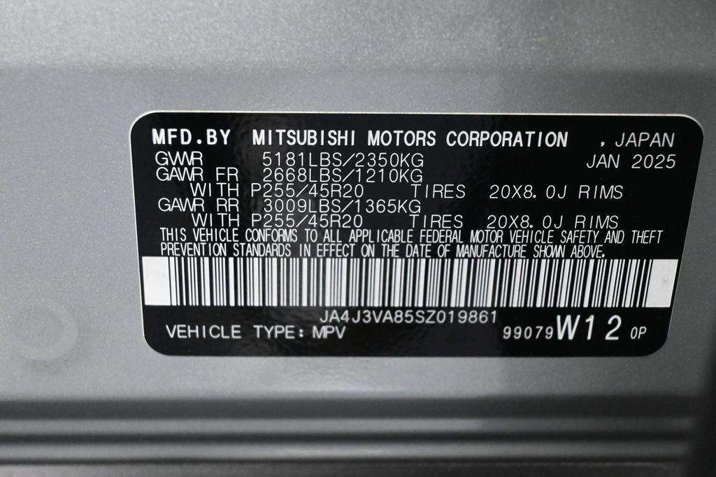 Used 2025 Mitsubishi Outlander SE FWD image 16