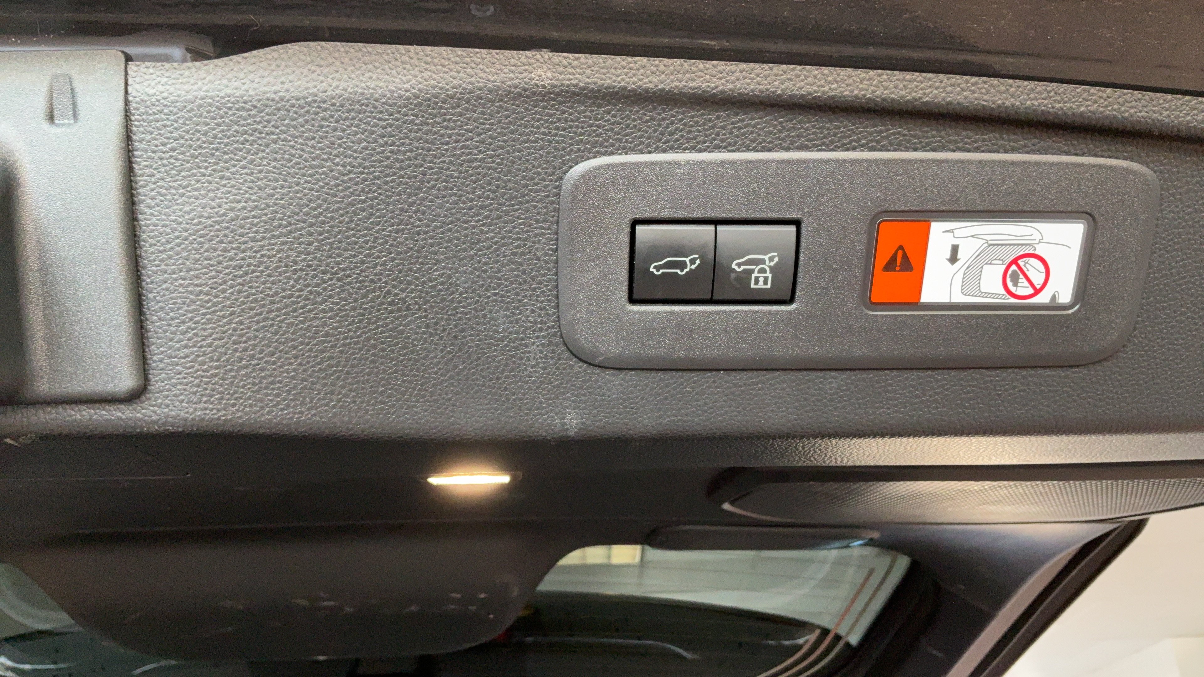 Certified 2025 Toyota Land Cruiser w/ Premium Package AWD/4WD image 37