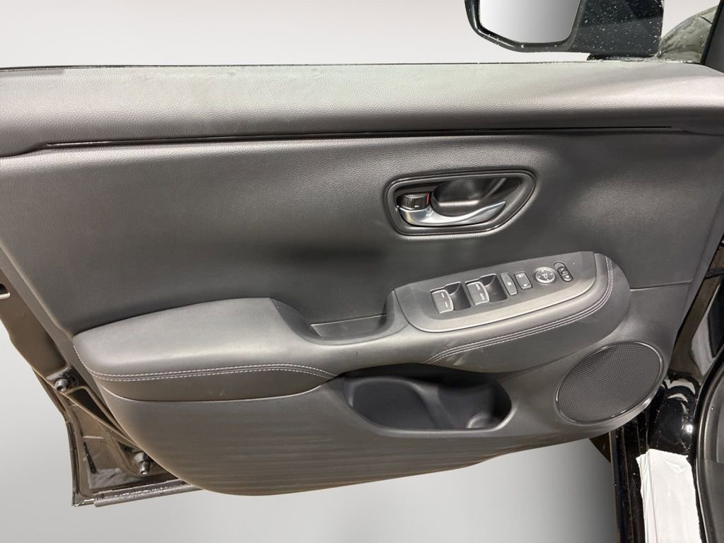 New 2026 Honda HR-V EX-L image 6