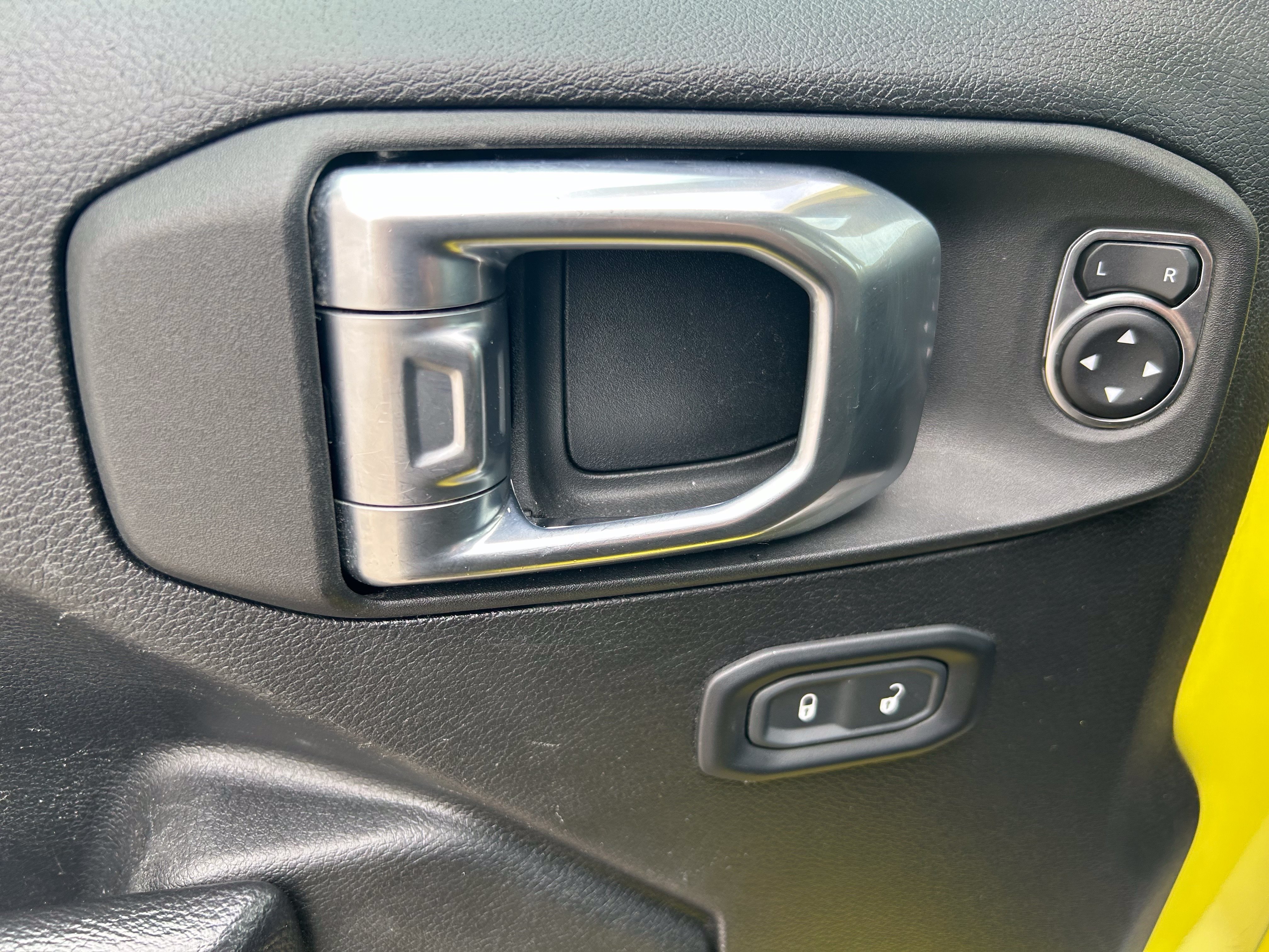 Used 2023 Jeep Wrangler Sport AWD/4WD image 14
