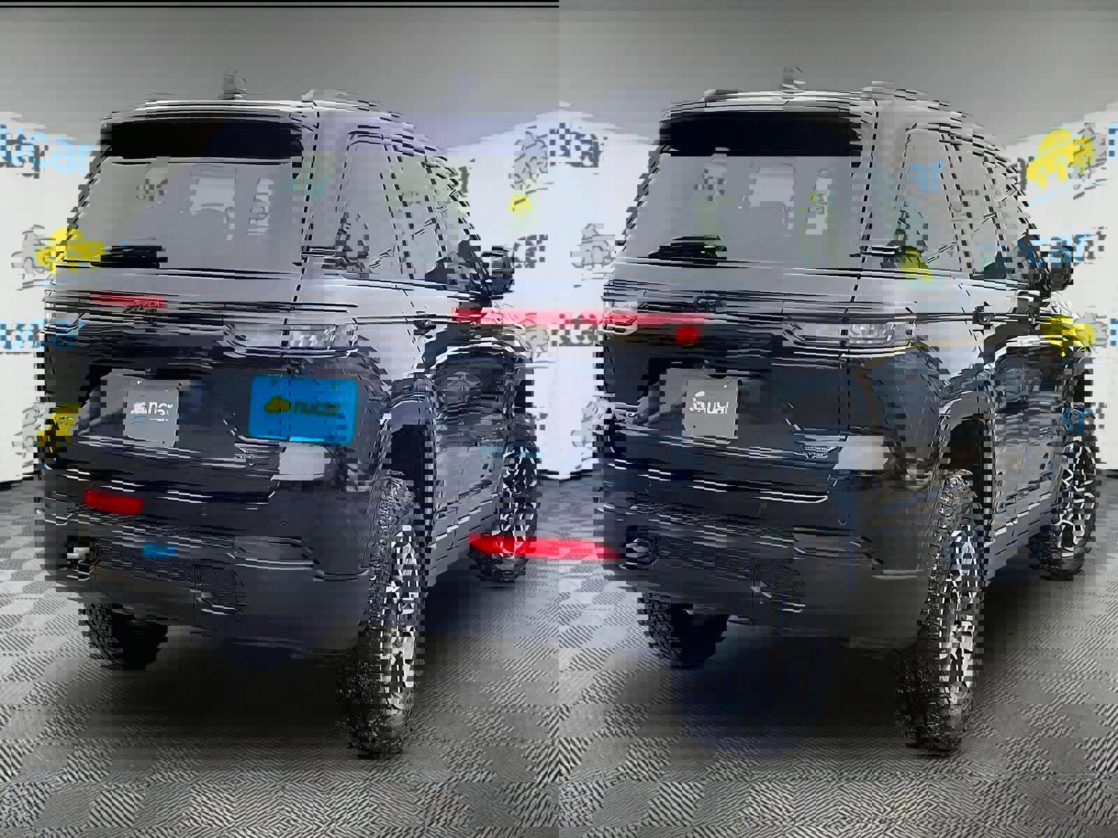 Used 2023 Jeep Grand Cherokee Trailhawk image 6