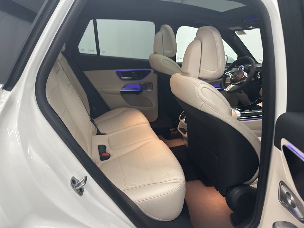 New 2026 Mercedes-Benz GLC 300 image 25