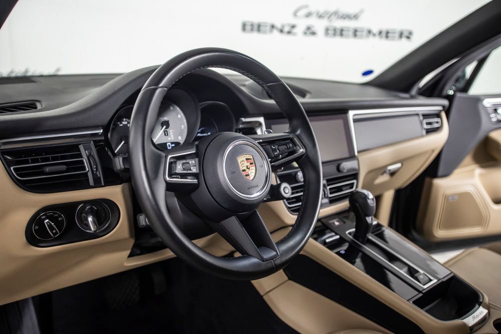 Used 2024 Porsche Macan S AWD/4WD image 21