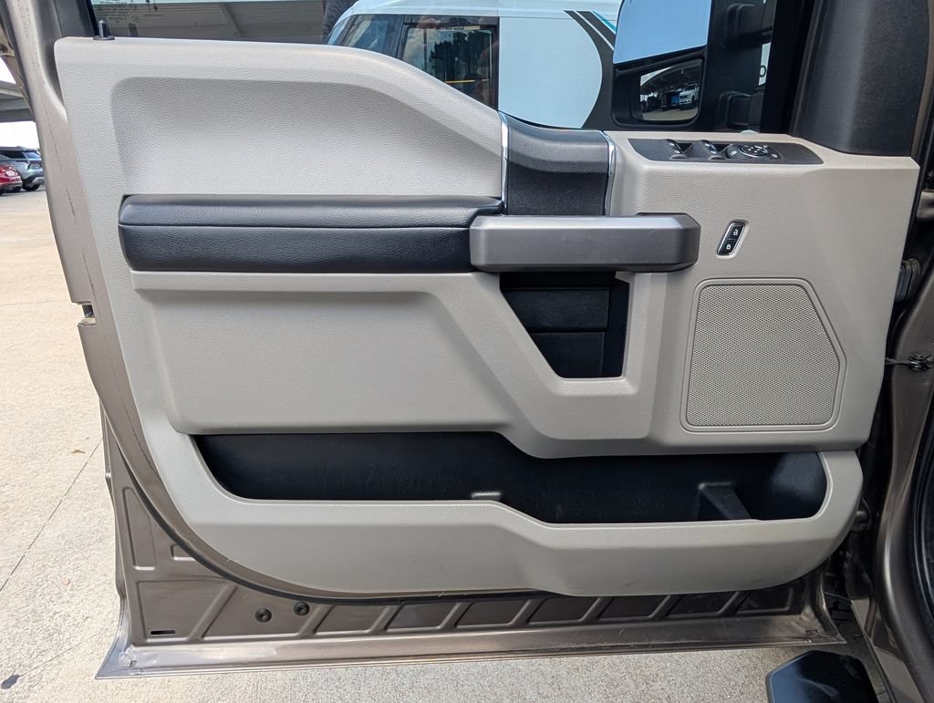 Used 2020 Ford F250 XLT AWD/4WD image 16