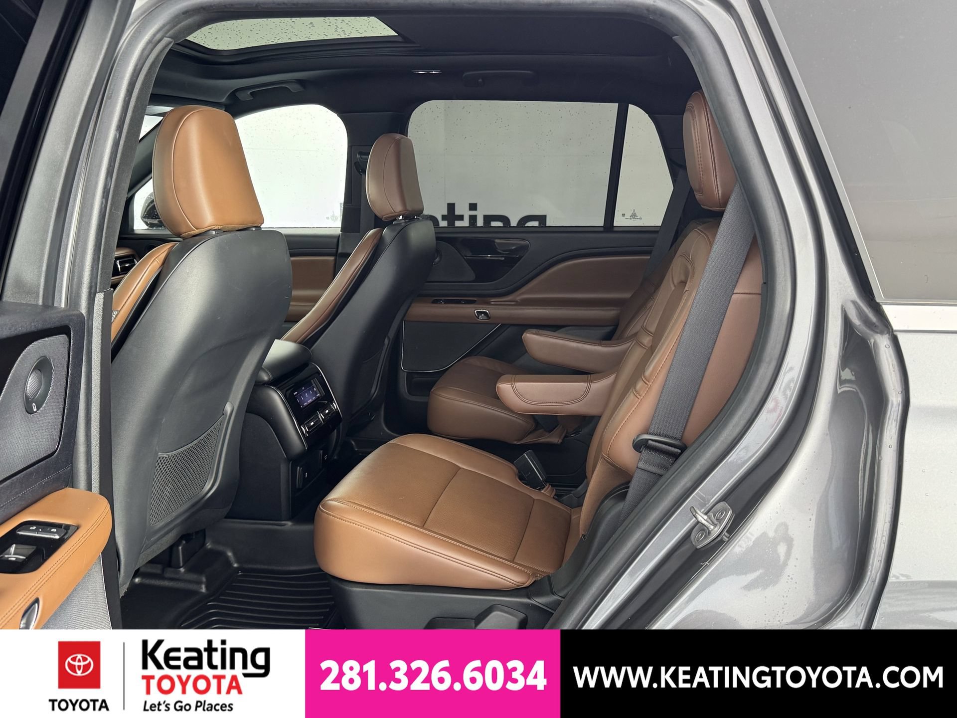 Used 2022 Lincoln Aviator Reserve w/ Elements Package Plus RWD image 15