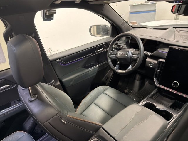 Used 2024 GMC Acadia AT4 image 29