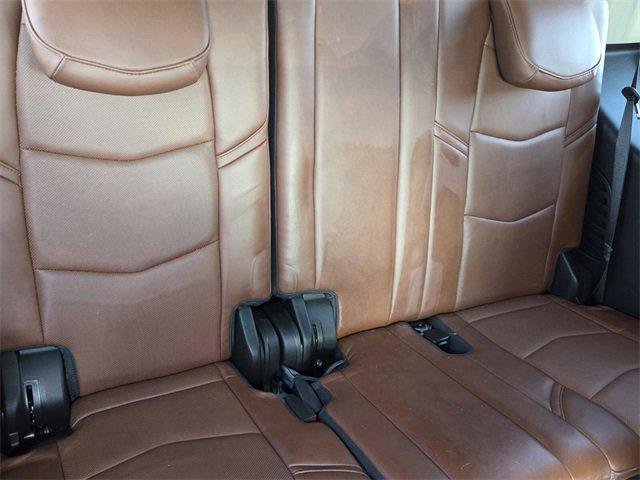 Used 2020 Cadillac Escalade Luxury image 16
