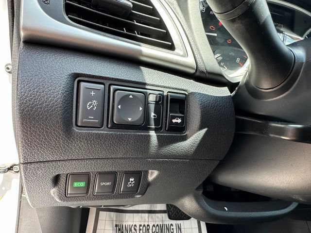 Used 2016 Nissan Sentra SV w/ Style Package FWD image 21