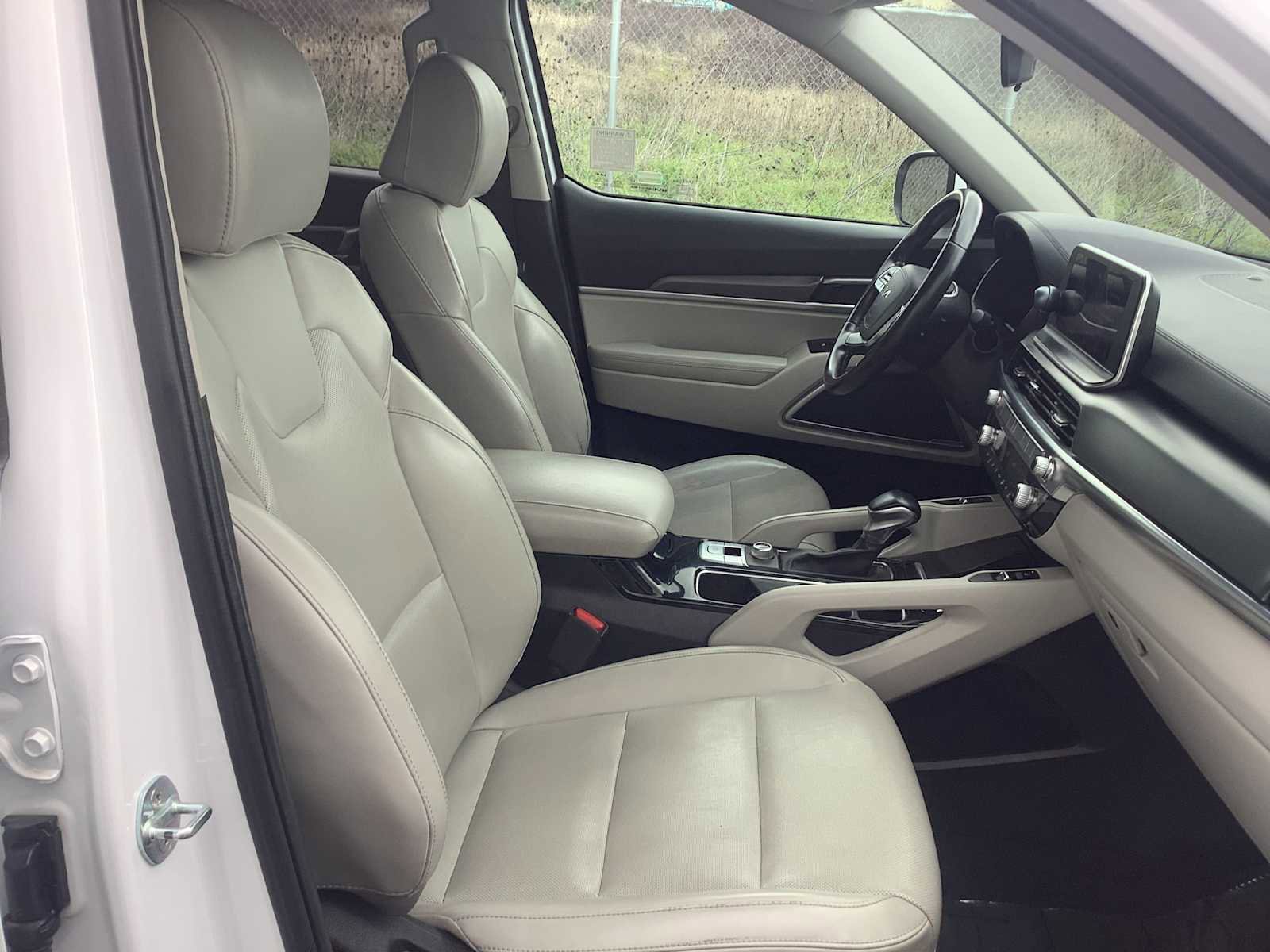 Used 2022 Kia Telluride S image 15