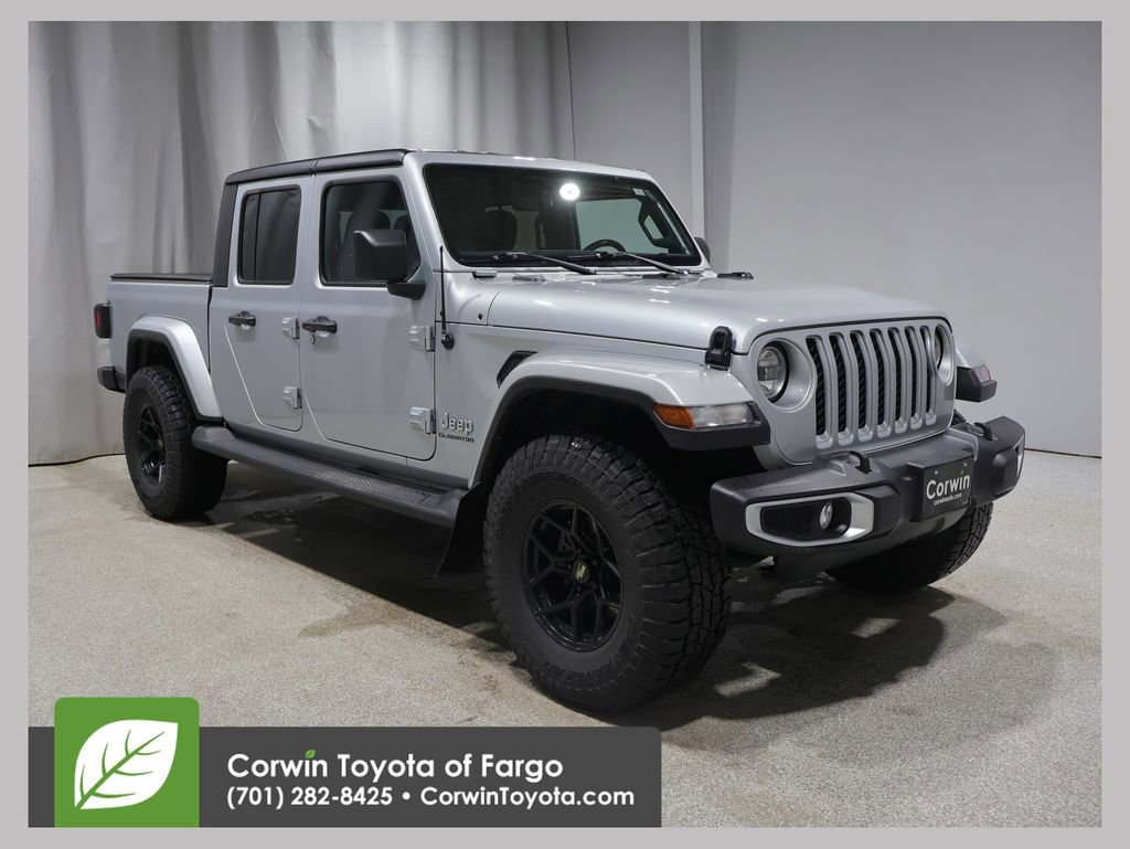 Used 2022 Jeep Gladiator Overland w/ Cold Weather Group image 1