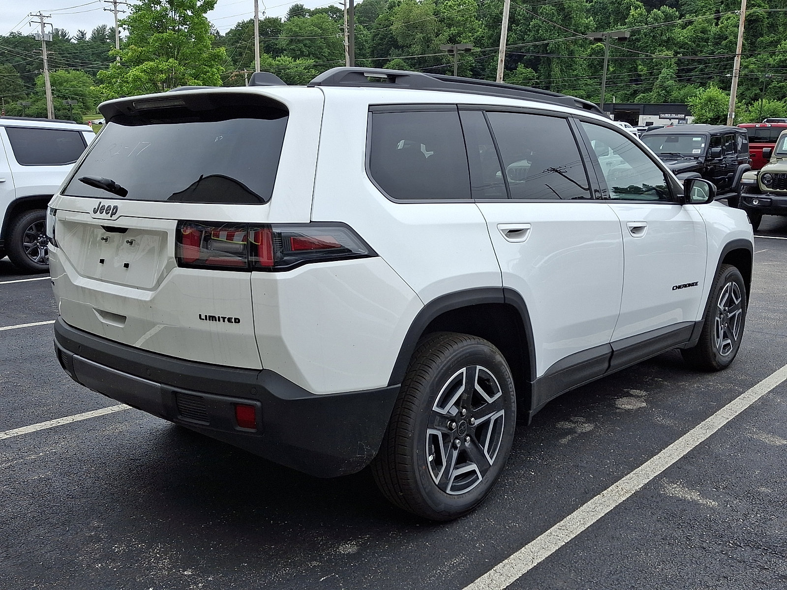 New 2026 Jeep Cherokee Limited AWD/4WD image 3