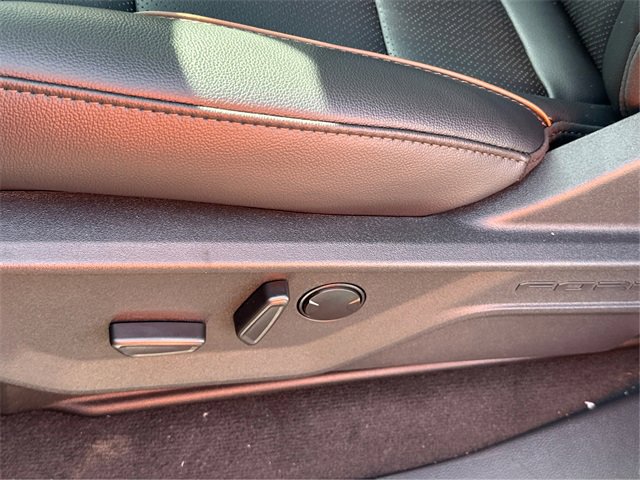 New 2025 Ford F350 Lariat w/ Lariat Ultimate Package image 24