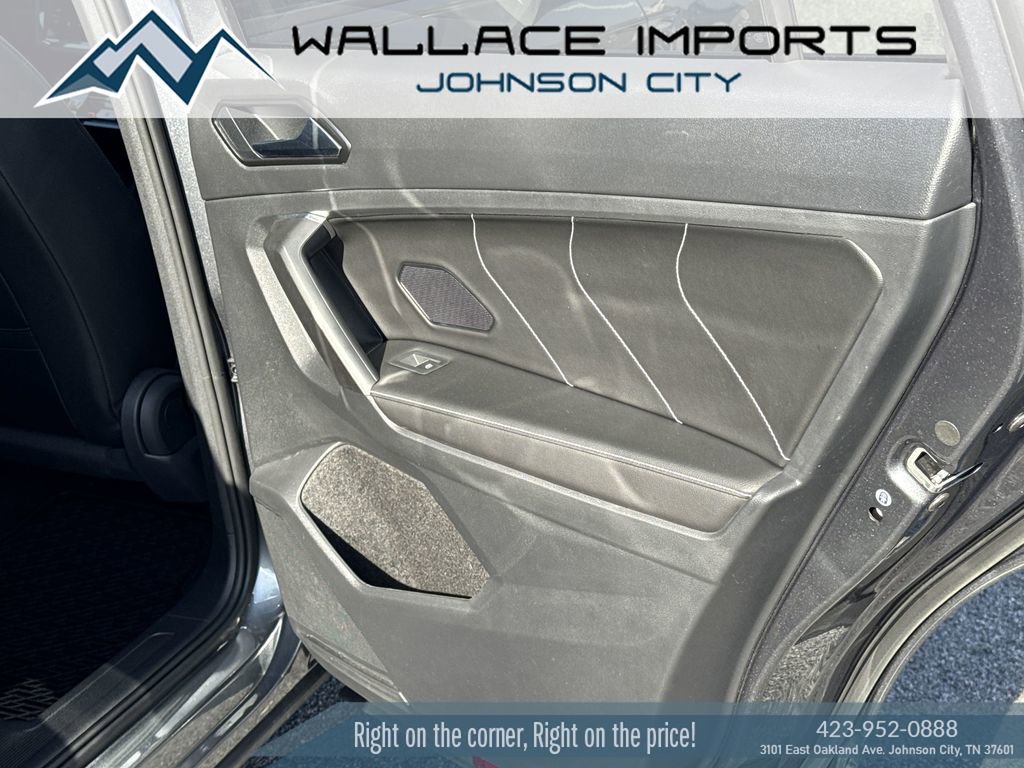 Certified 2023 Volkswagen Tiguan SE R-Line image 36