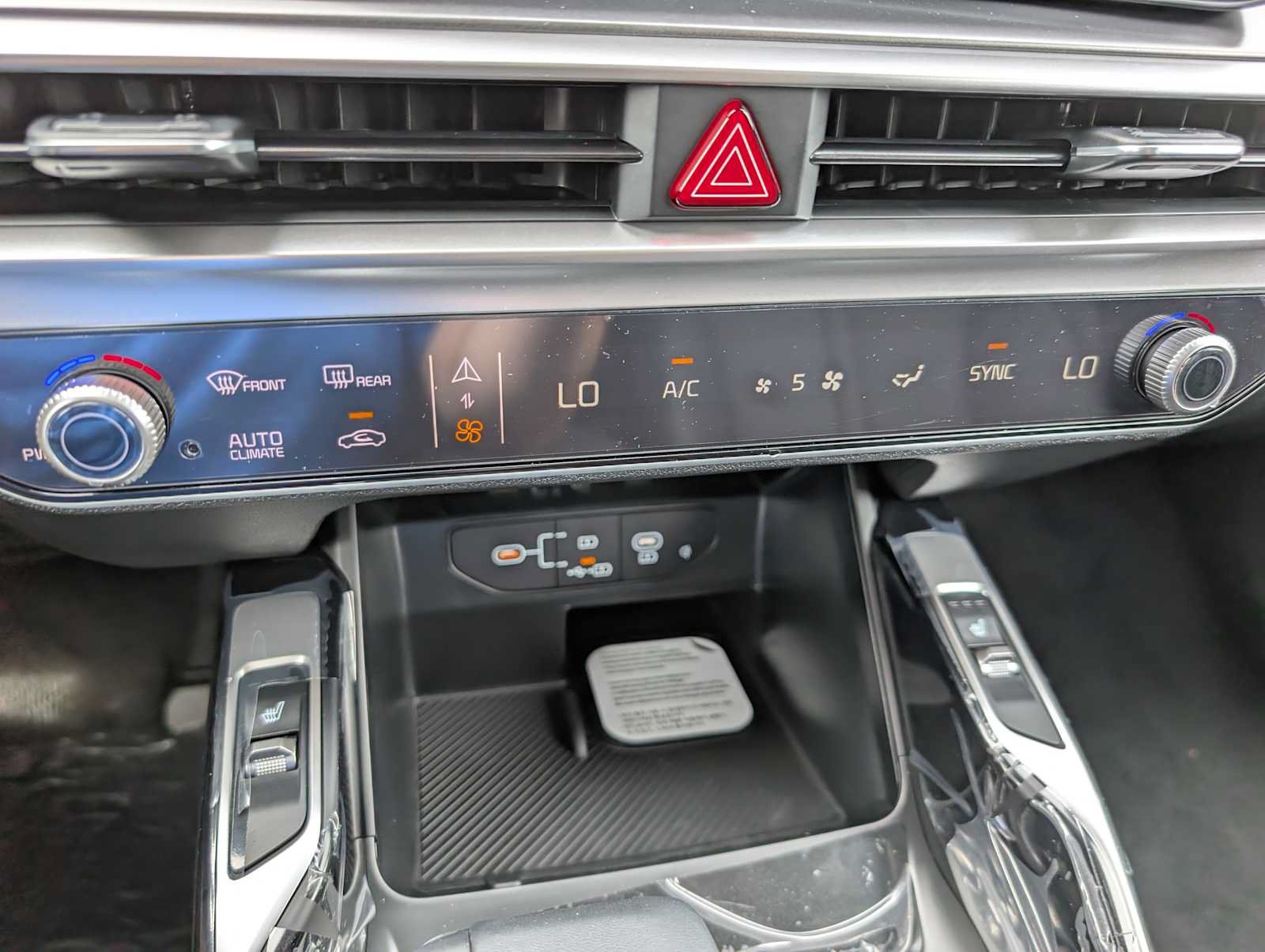New 2026 Kia Sorento S AWD/4WD image 26