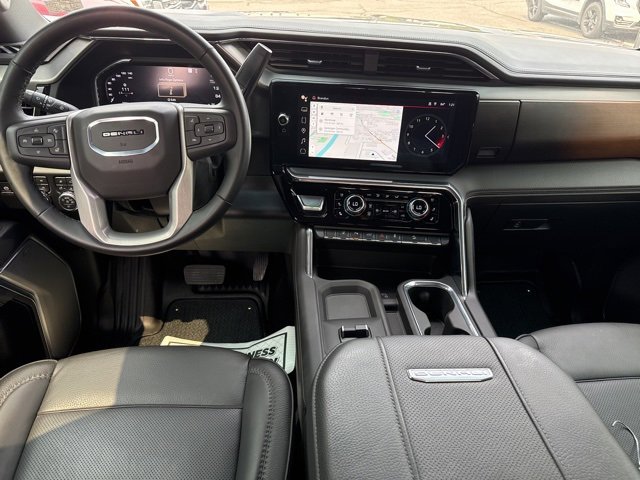 Used 2025 GMC Sierra 2500 Denali w/ Technology Package image 28