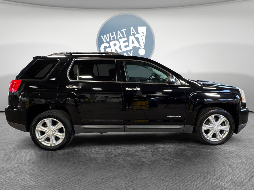 Used 2017 GMC Terrain SLT AWD/4WD image 2