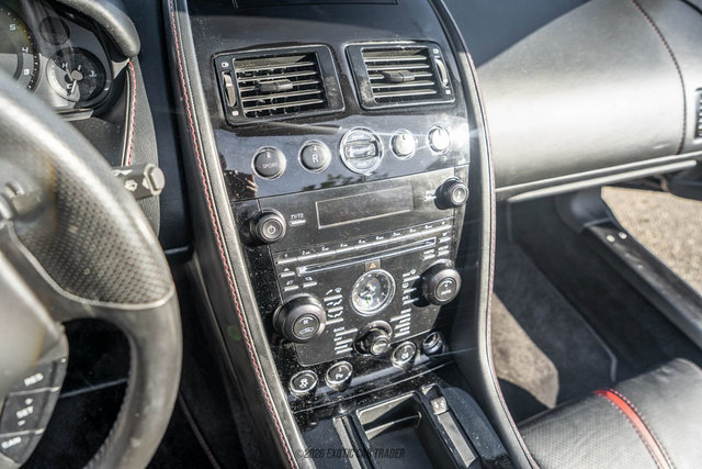 Used 2015 Aston Martin V8 Vantage GT RWD image 45
