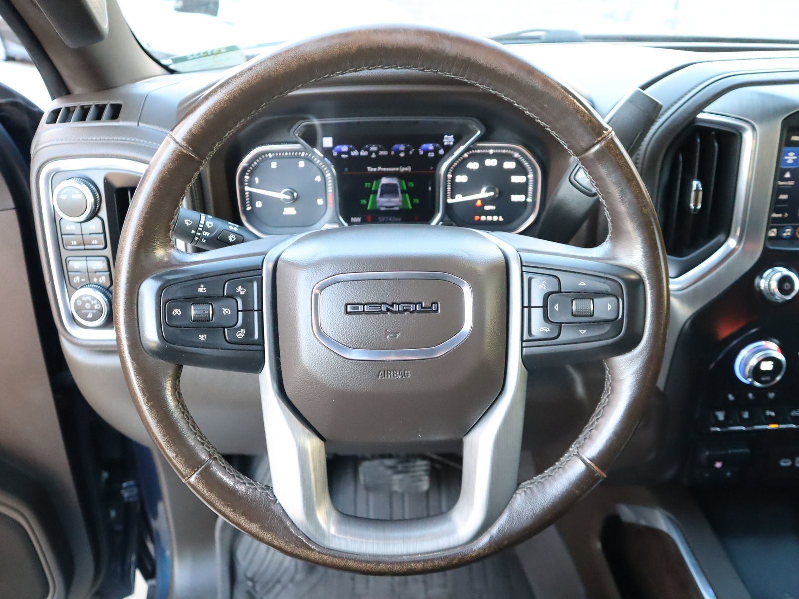 Used 2023 GMC Sierra 2500 Denali image 36