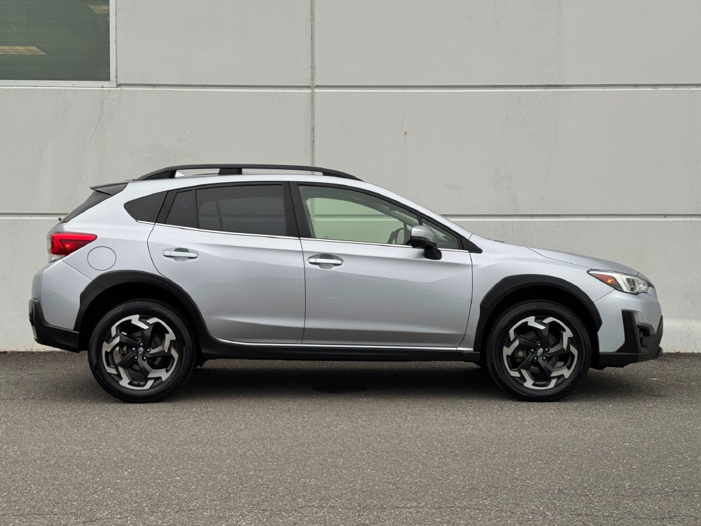 Used 2022 Subaru Crosstrek 2.5i Limited w/ Moonroof Package 2 AWD/4WD image 8