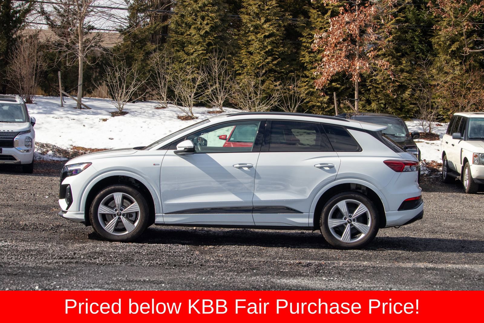 Used 2024 Audi Q4 e-tron Premium image 4