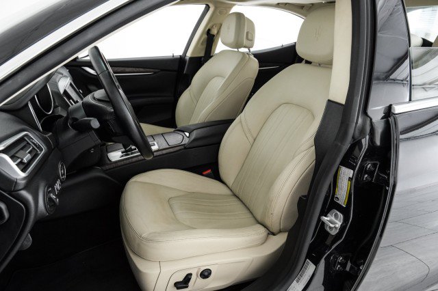 Used 2014 Maserati Ghibli S Q4 AWD/4WD image 33