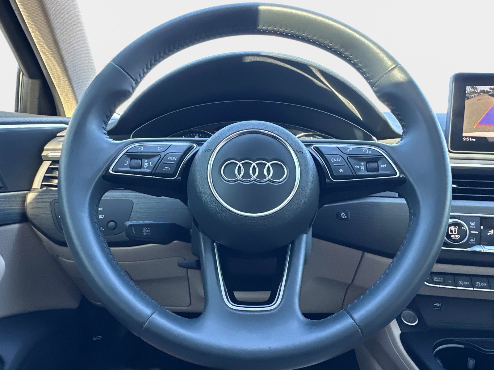 Used 2019 Audi A4 2.0T Premium w/ Convenience Package image 28
