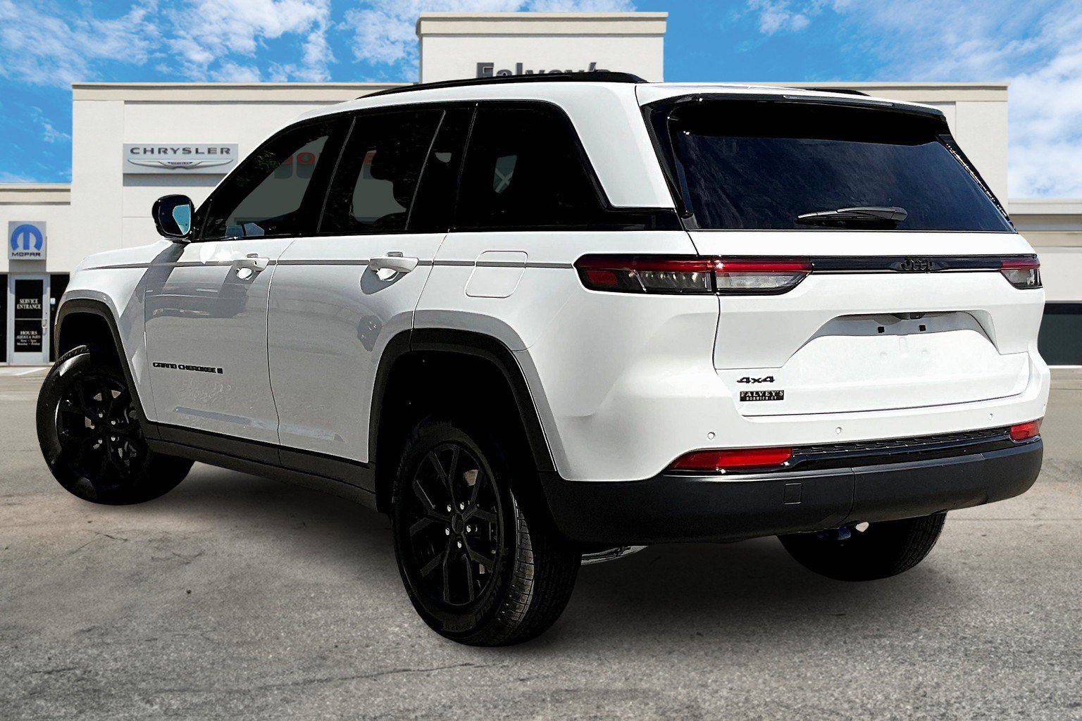 New 2025 Jeep Grand Cherokee 4WD image 3