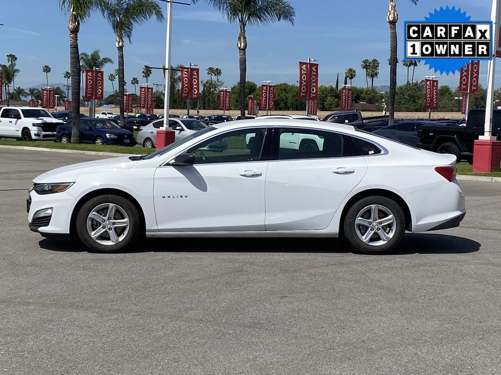 Used 2024 Chevrolet Malibu LS image 2