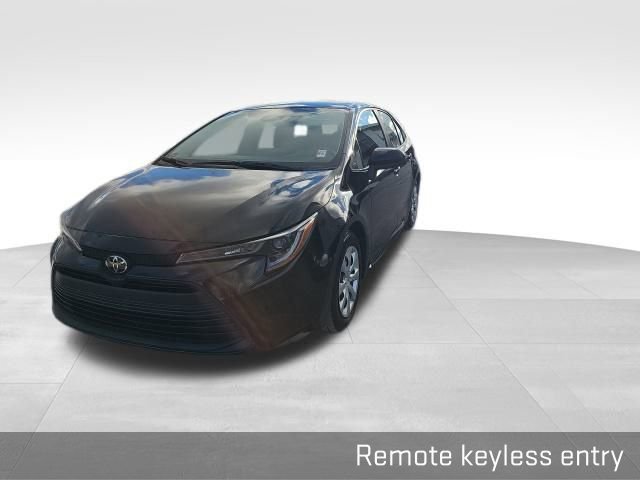 Used 2024 Toyota Corolla LE image 7