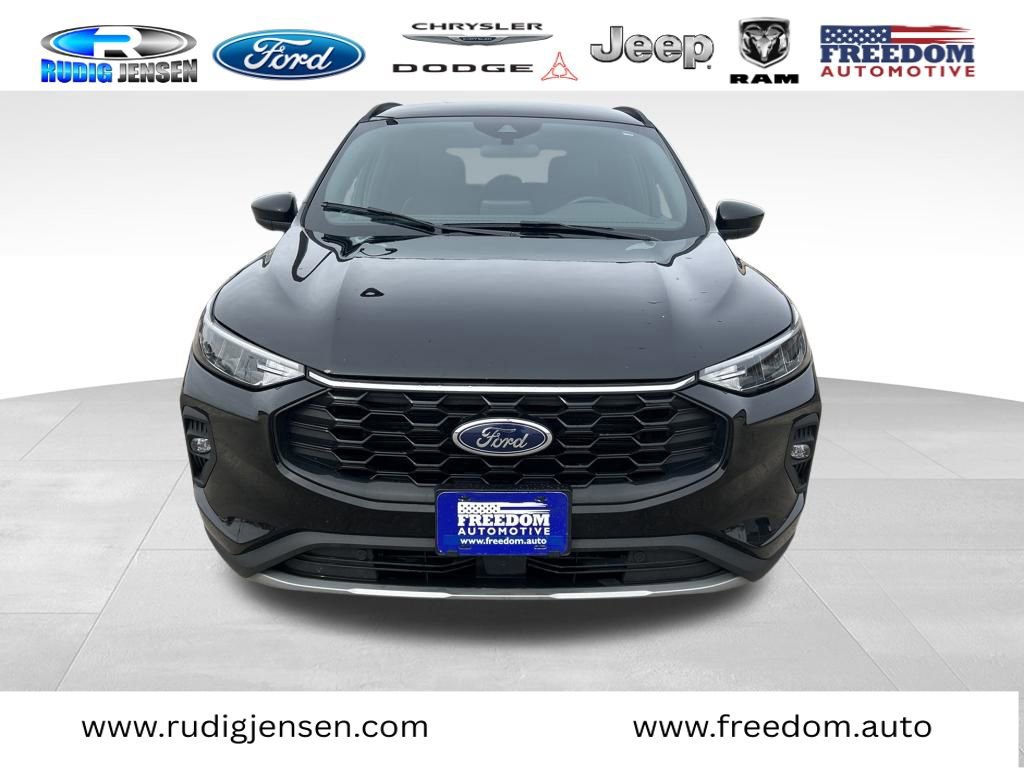 Used 2025 Ford Escape ST-Line Select image 12