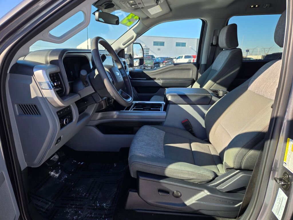 Used 2023 Ford F250 XLT w/ XLT Premium Package image 21