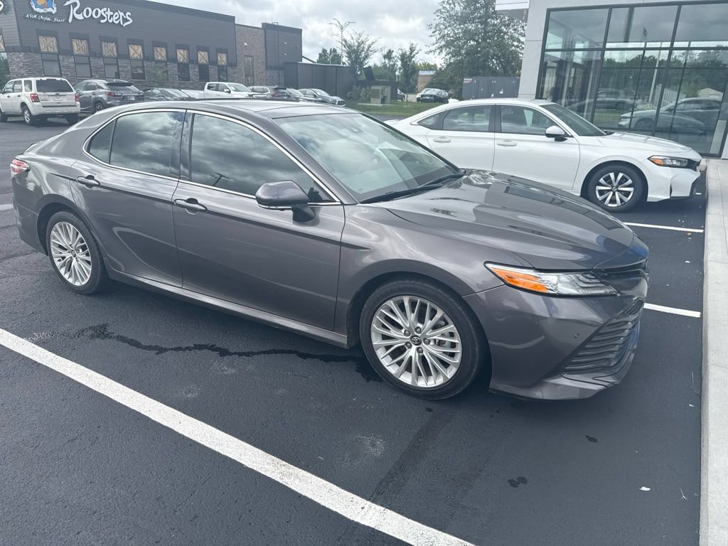 Used 2019 Toyota Camry XLE FWD image 15