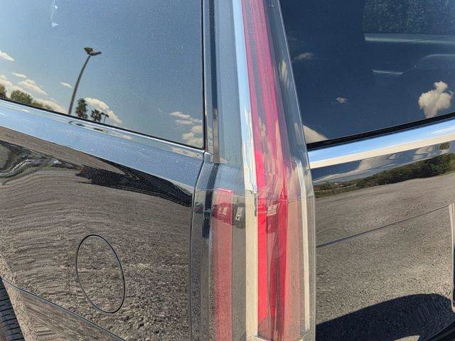 Used 2018 Cadillac Escalade ESV Platinum image 11