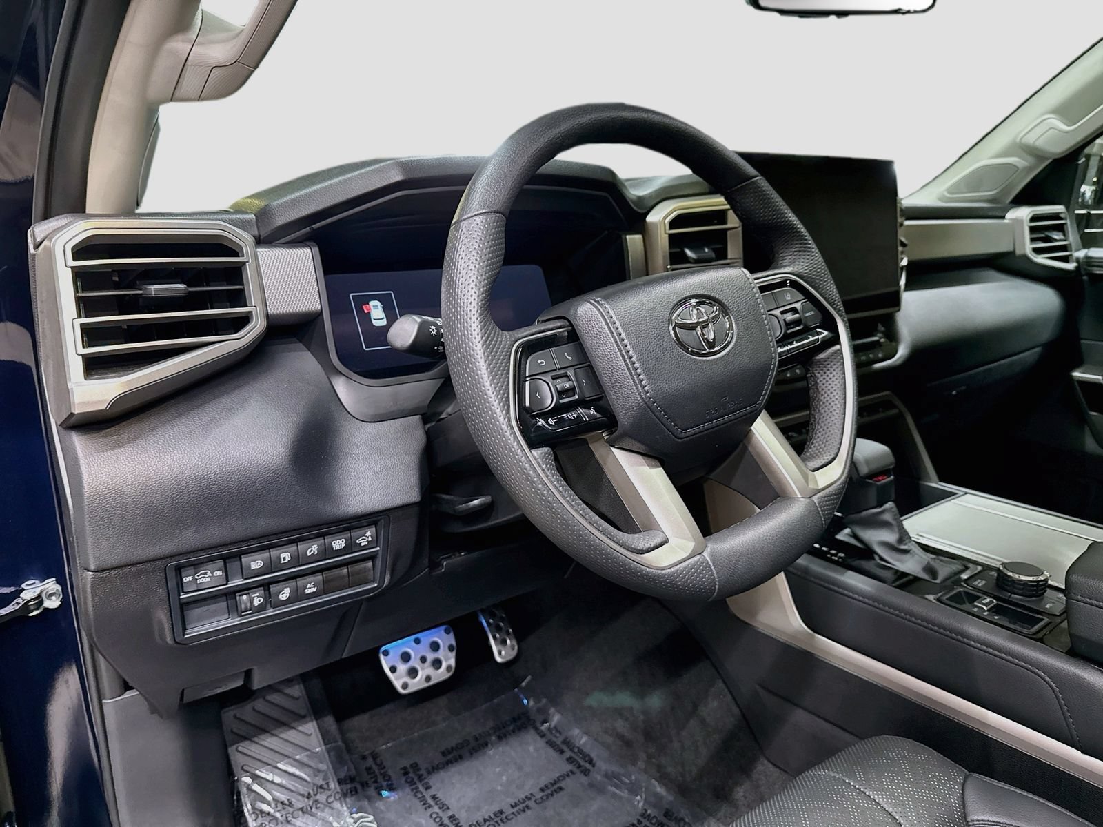 Used 2024 Toyota Sequoia Limited w/ TRD Off-Road Package AWD/4WD image 11
