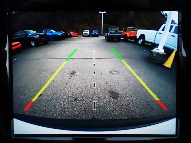 Certified 2019 Jeep Cherokee Limited w/ Trailer Tow Group image 24