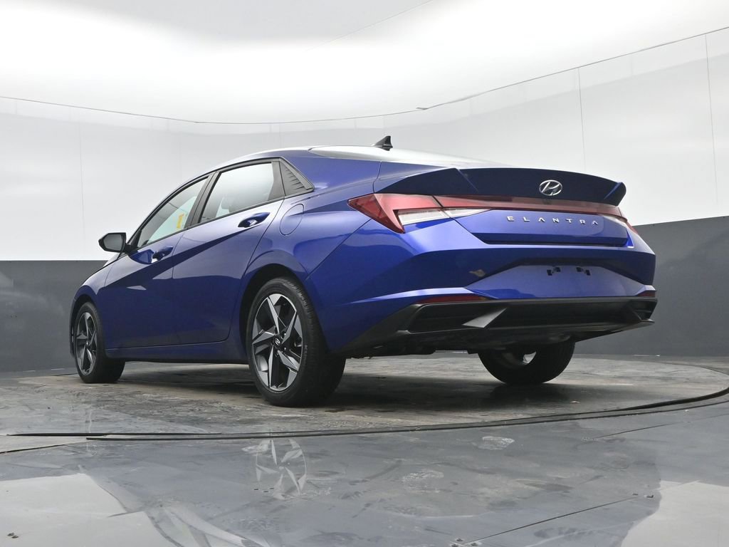 Used 2023 Hyundai Elantra SEL w/ Convenience Package FWD image 53
