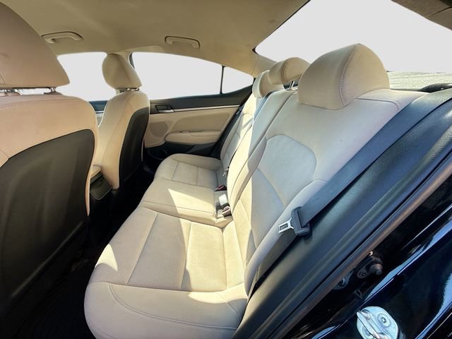 Used 2018 Hyundai Elantra SEL FWD image 18