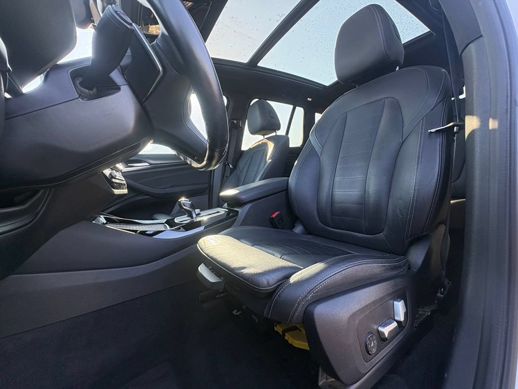 Used 2022 BMW X3 xDrive30i w/ M Sport Package 2 AWD/4WD image 15