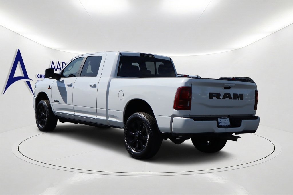 Used 2025 RAM 2500 Laramie AWD/4WD image 9