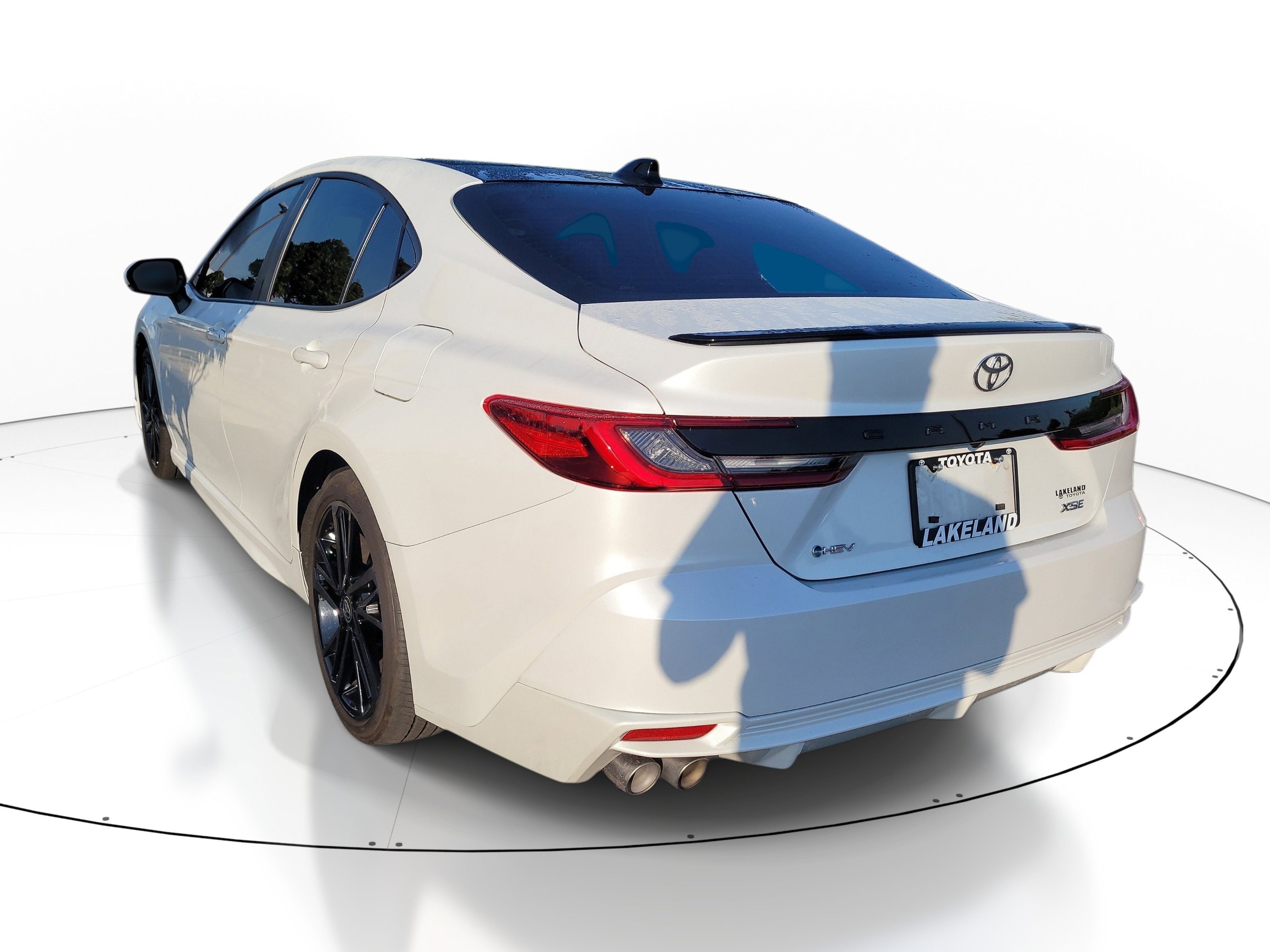 Used 2025 Toyota Camry XSE image 5