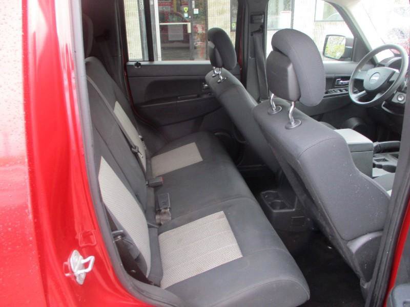 Used 2010 Jeep Liberty Sport w/ Popular Equipment Group AWD/4WD image 8