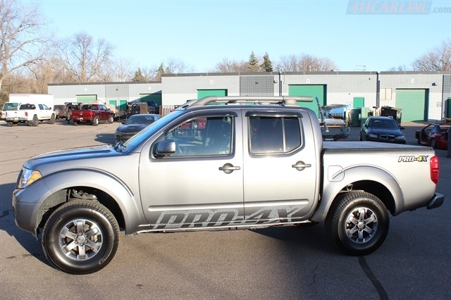 Used 2020 Nissan Frontier PRO-4X w/ Pro-4x Utility Package image 6