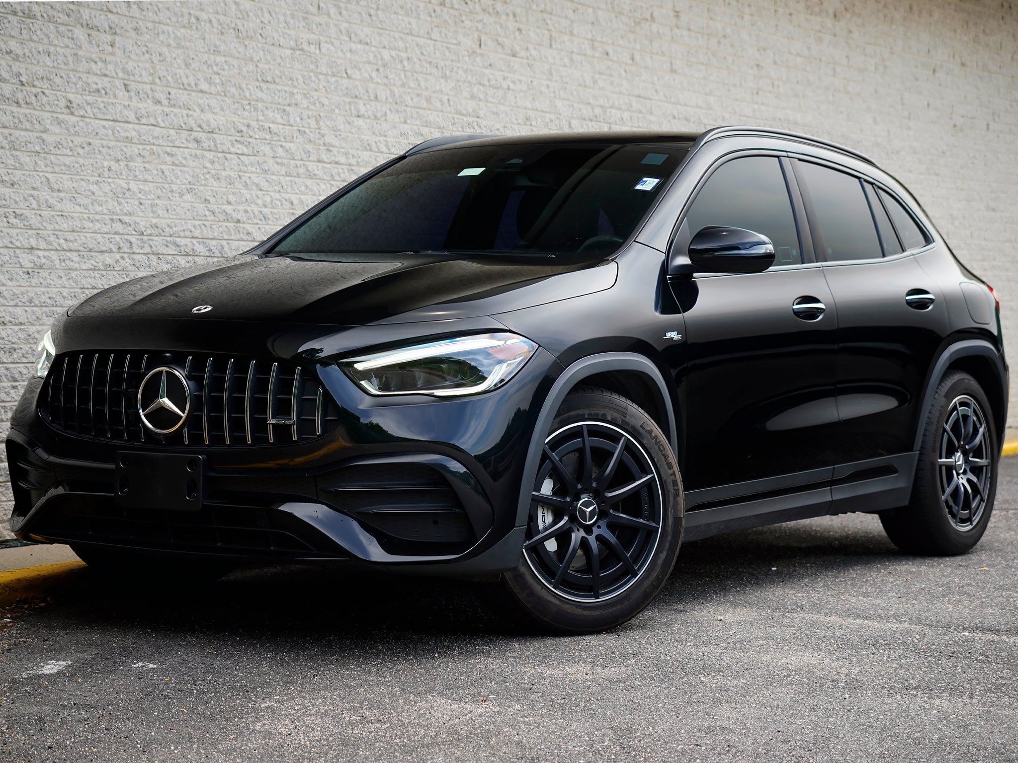 Used 2023 Mercedes-Benz GLA 35 AMG 4MATIC image 2
