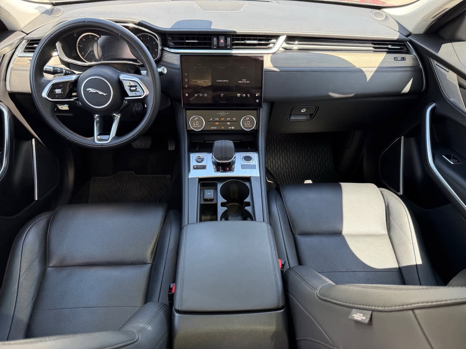 Used 2022 Jaguar F-PACE S AWD/4WD image 12