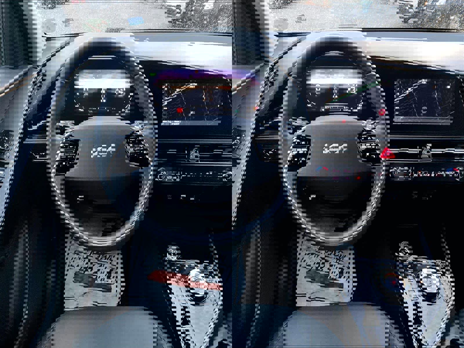 Used 2024 Kia Niro Wind image 17