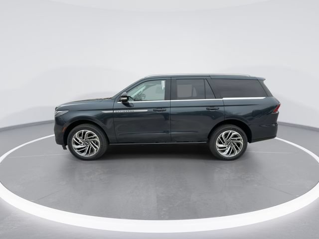 New 2025 Lincoln Navigator Reserve AWD/4WD image 5