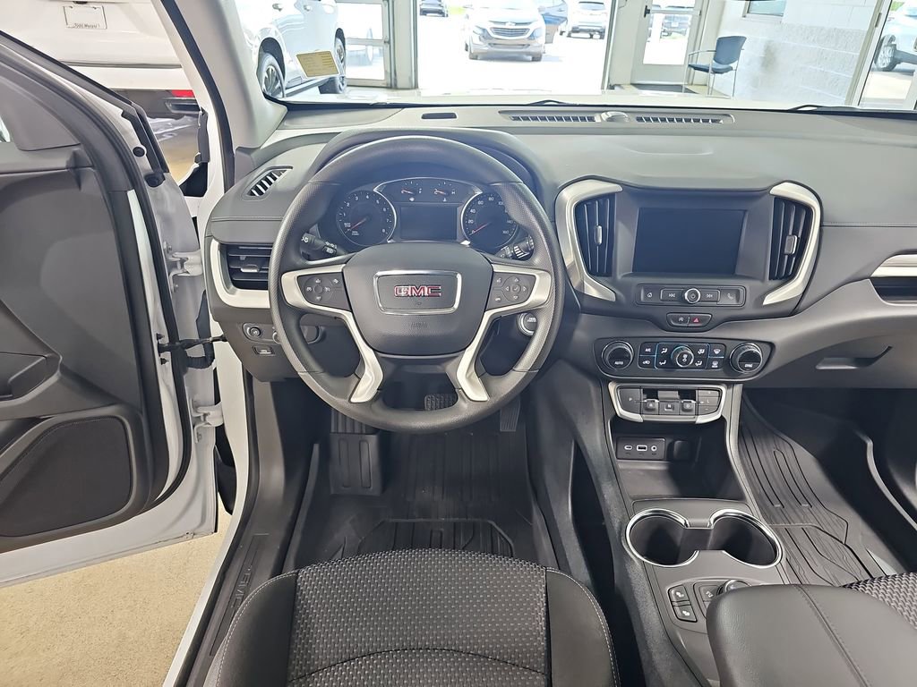 Certified 2024 GMC Terrain SLE w/ Driver Convenience Package FWD image 19