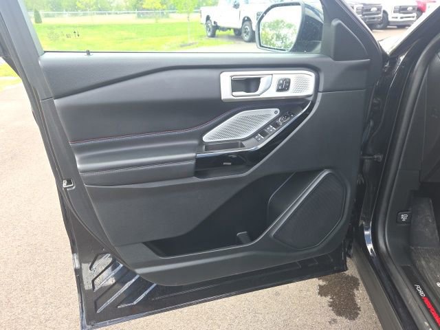 Certified 2023 Ford Explorer ST AWD/4WD image 24