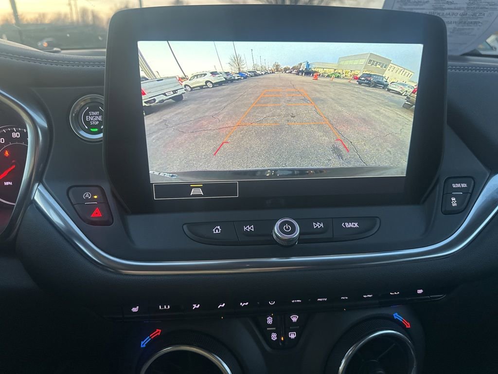 Used 2023 Chevrolet Blazer LT FWD image 9