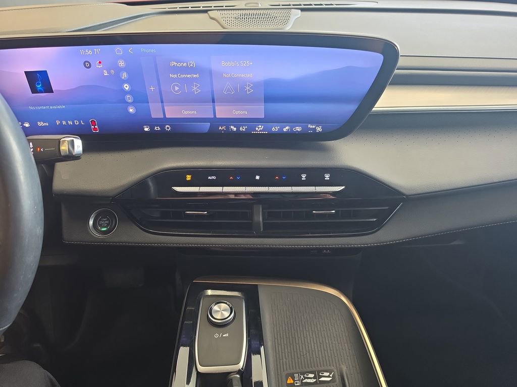 Used 2025 Buick Enclave Avenir w/ Trailering Package, 5000 lbs. FWD image 24